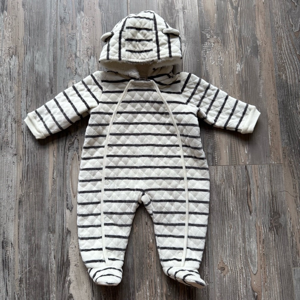 Nordstrom Baby Quilted Striped Hooded Snowsuit Mittens 6 Months Blue White